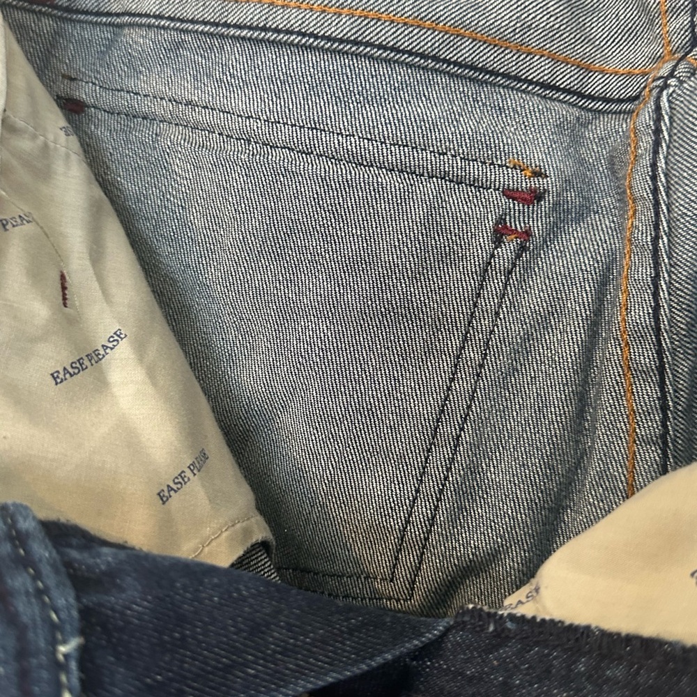 I—Habitual Jean - Picture 11 of 16